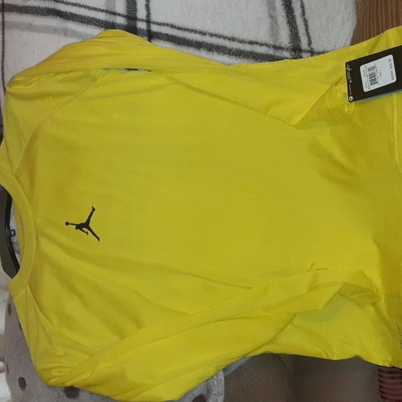 Boy's Jordan Dri-Fit Long Sleeve - Picture 3 of 4